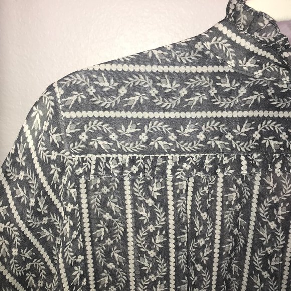 Nanette Lepore Gray Semi Sheer Blouse Size 10 - Picture 5 of 9